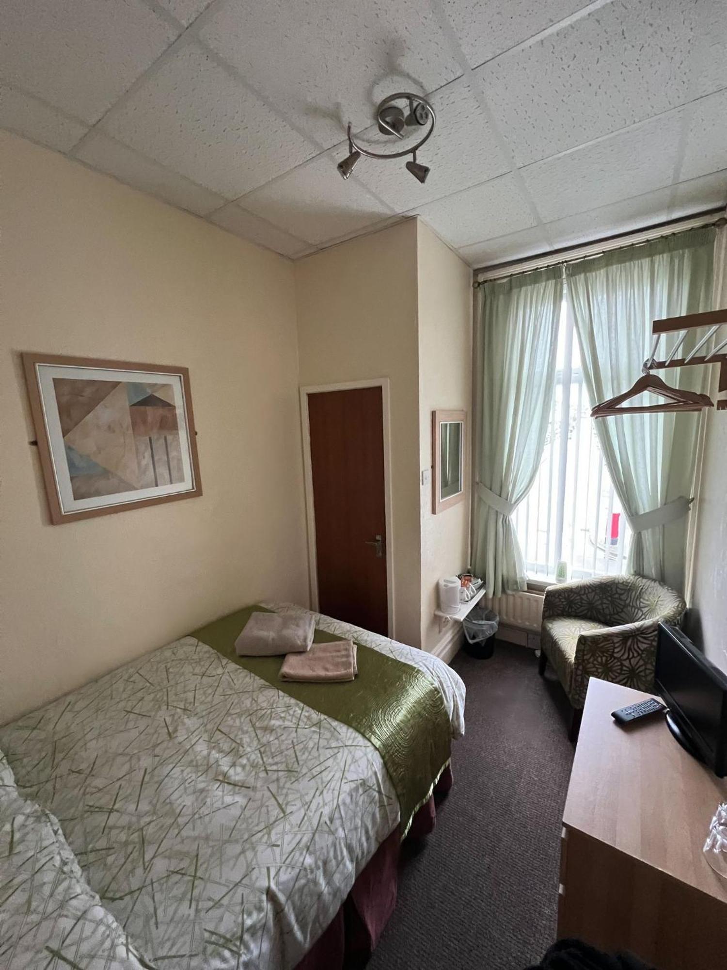 Tudor Rose Hotel Блекпул Екстериор снимка